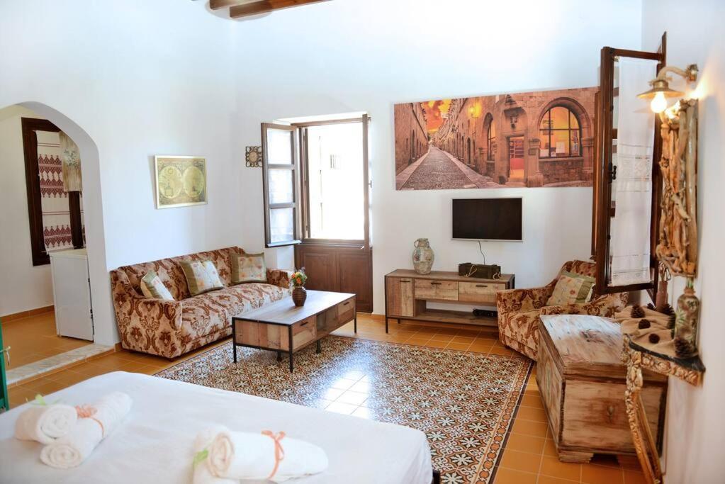 Meandros Suite In Old Town Rhodes City Εξωτερικό φωτογραφία